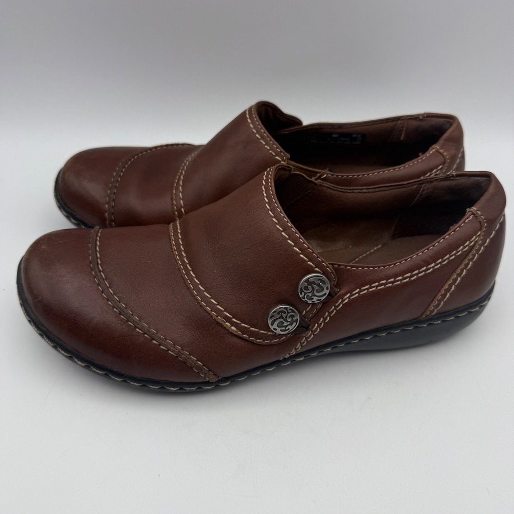 Clarks Loafers Womens 8M Brown Leather Bendables Button Detail Comfort Casual